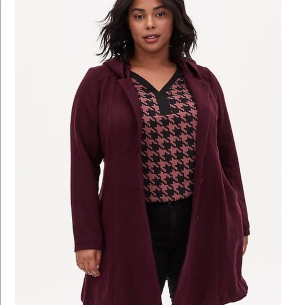 Torrid Wool Blend Fit and Flare Button Down Hooded Burgundy Coat size 4X